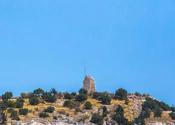 Sunny Top Floor Studio - Excellent Athens View